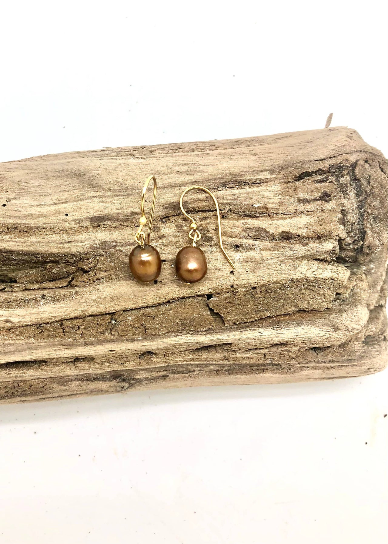 Chocolate Freshwater Pearl Earring