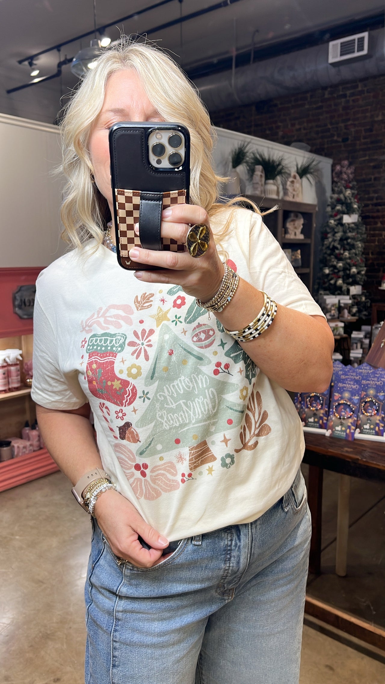 Merry Christmas Distressed T-Shirt