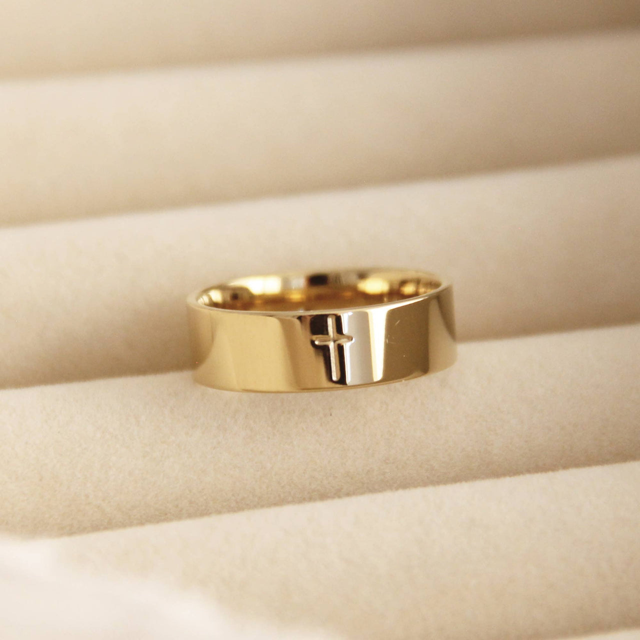 6mm Cross Band Gold Ring