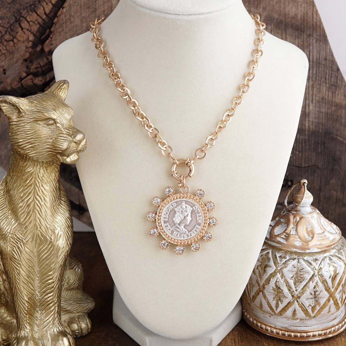 Elizabeth – Statement Coin Necklace