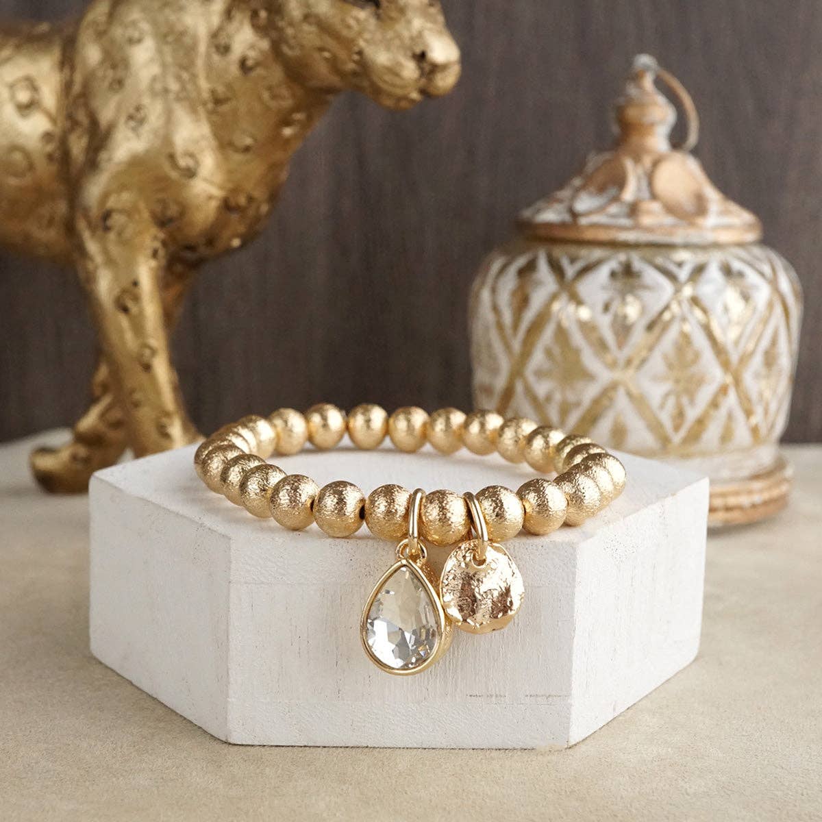 Brilliant Bond – Statement Chain Bracelets with Reflective Crystals: Stretchy Ball Beads