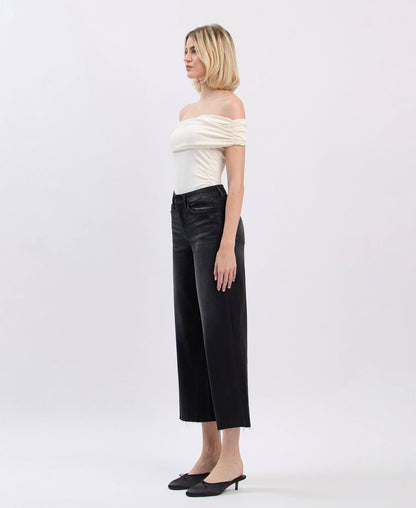 HIGH RISE CLEAN CUT RAW HEM CROP SLIM WIDE JEANs
