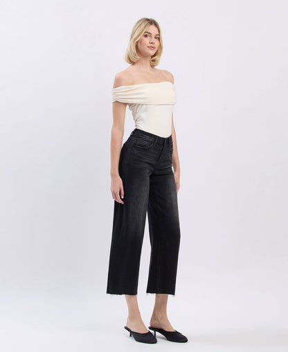 HIGH RISE CLEAN CUT RAW HEM CROP SLIM WIDE JEANs