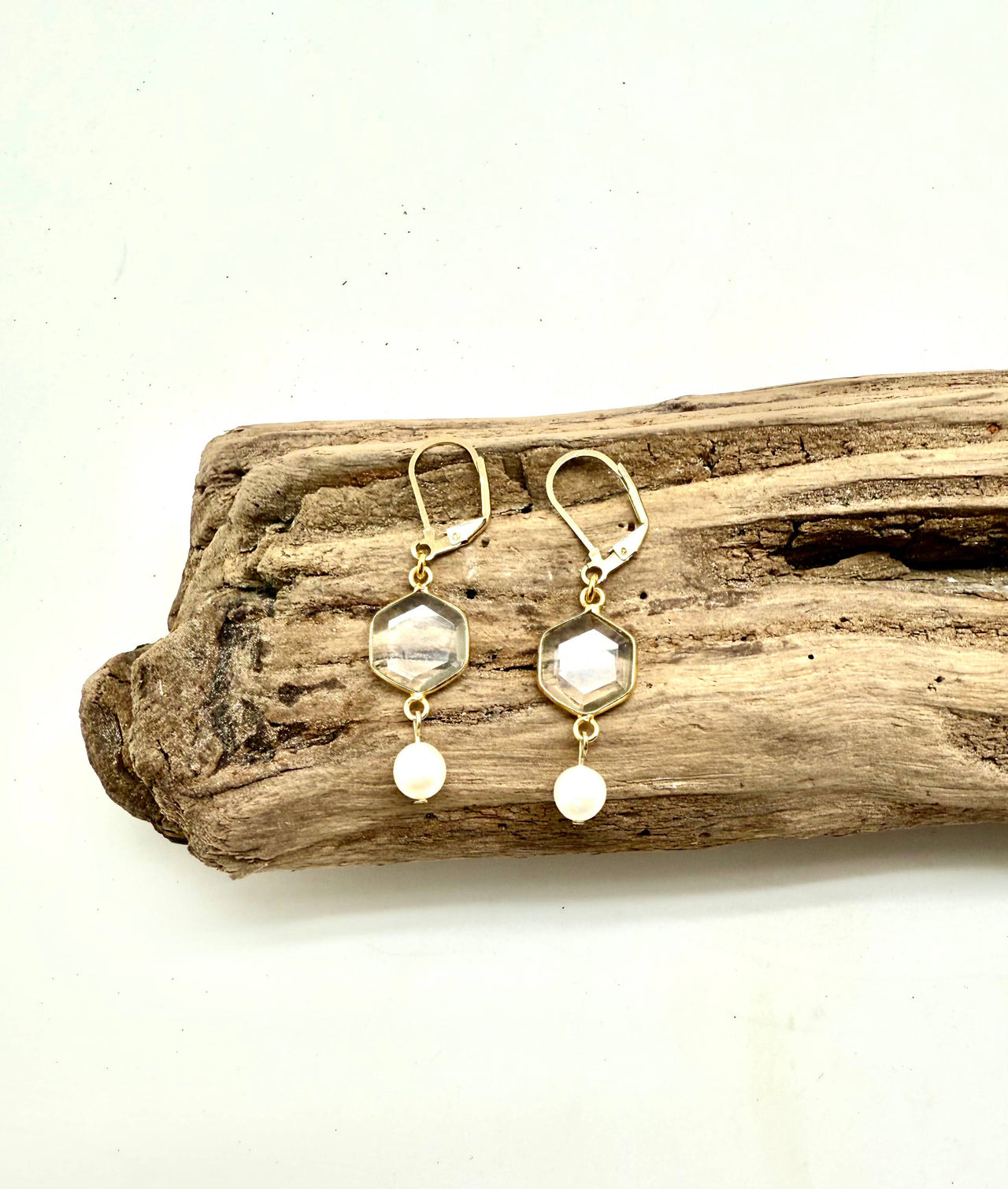 Beveled Glass w/Freshwater Pearl