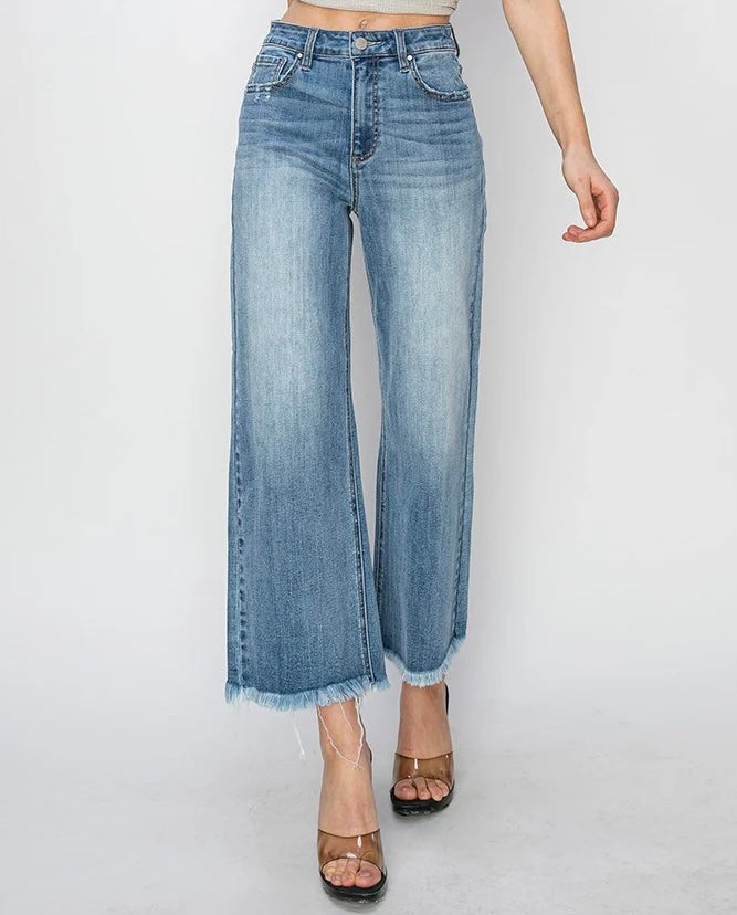 Risen HW Crop Frayed Jeans