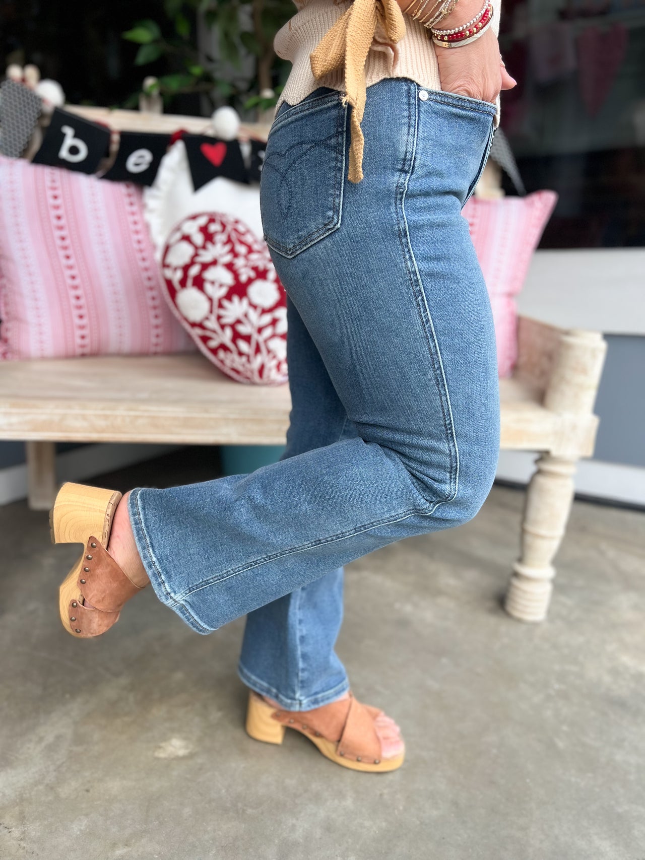 HW Kick Flare Jeans