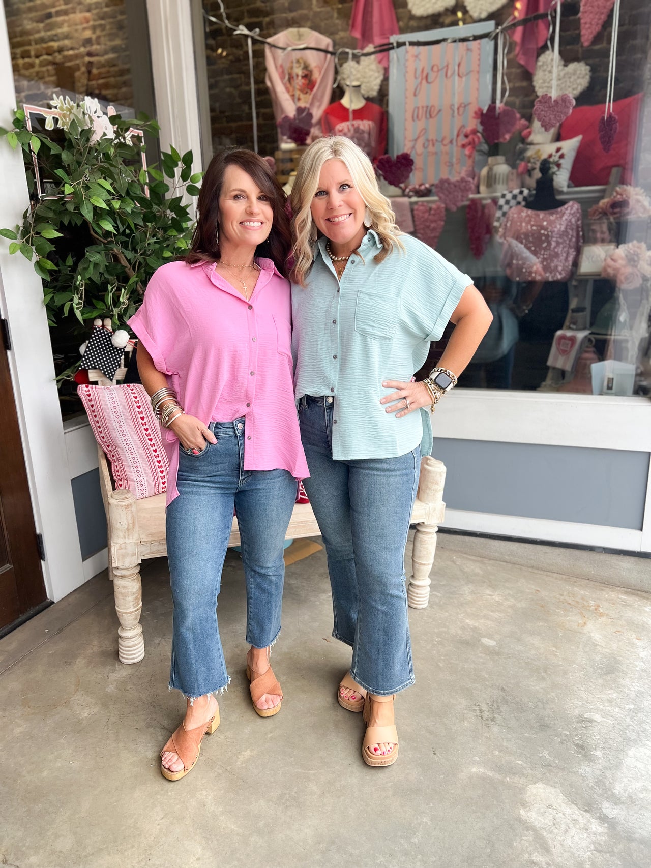 WOVEN AIRFLOW BUTTON DOWN SHIRTS