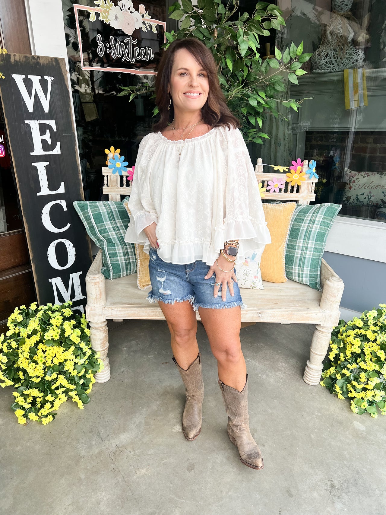 EMBROIDERED CAPE TOP