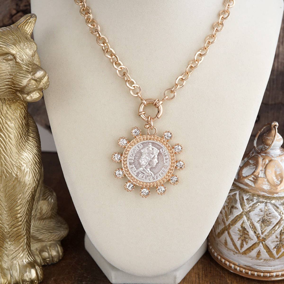 Elizabeth – Statement Coin Necklace