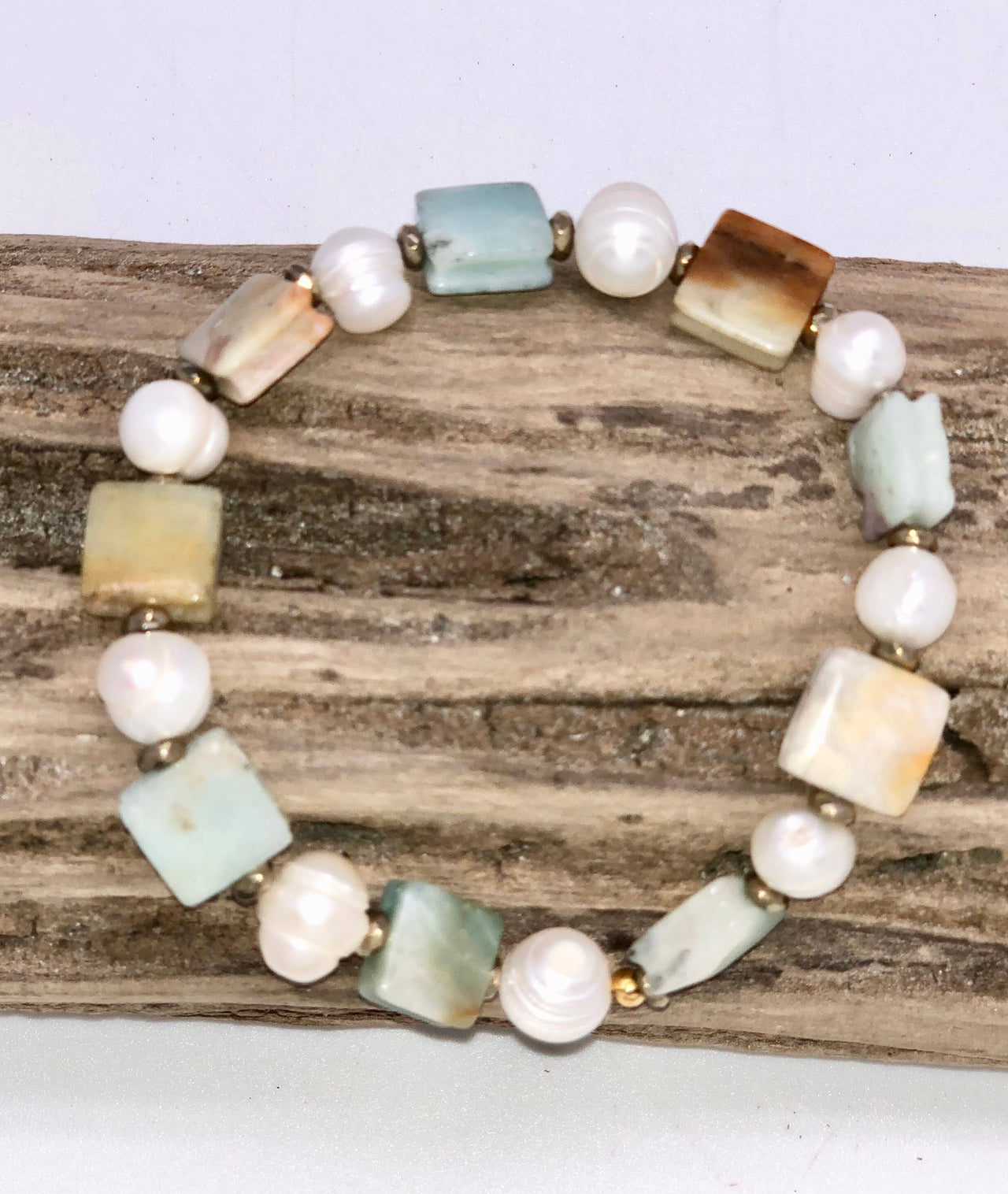 Bracelet Stretch Sq.Amazonite/Freshwater Pearl Hemat.Sp 7”