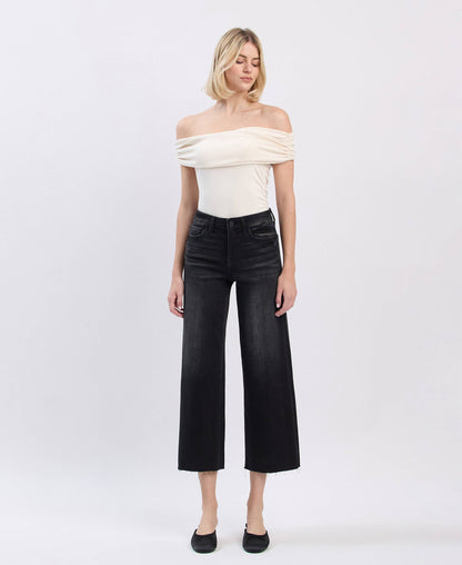HIGH RISE CLEAN CUT RAW HEM CROP SLIM WIDE JEANs