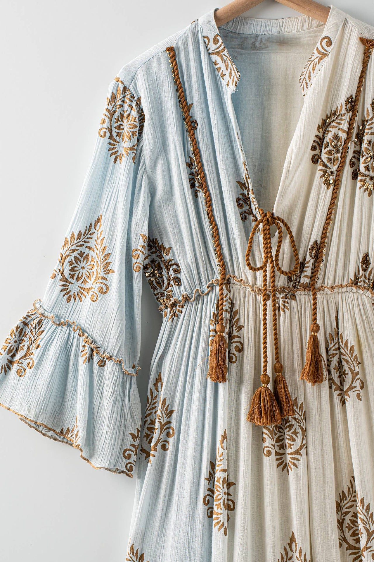 Medallion Print Colorblock Bell Sleeve Maxi Dress: MULTI
