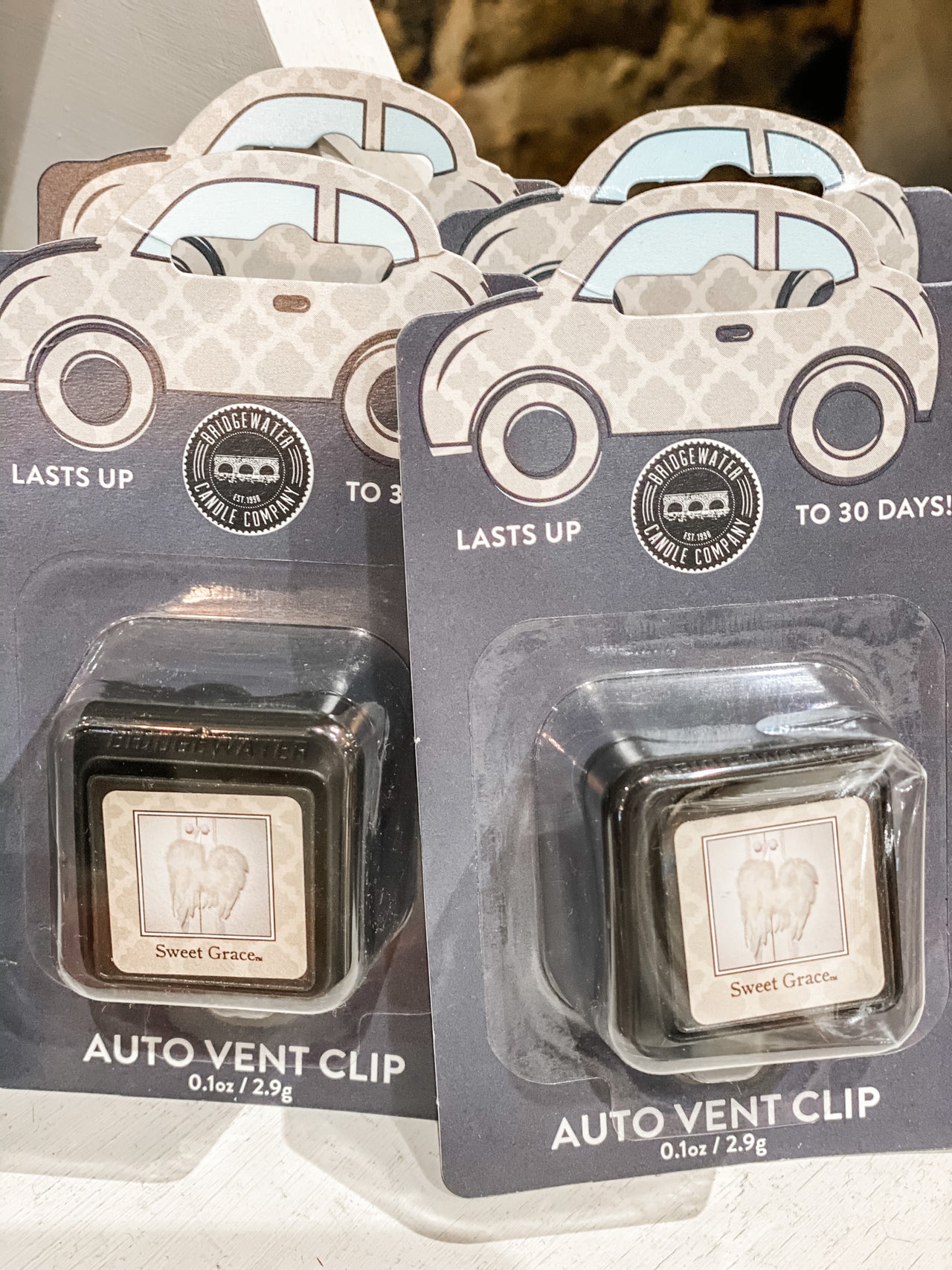 AUTO VENT CLIPS